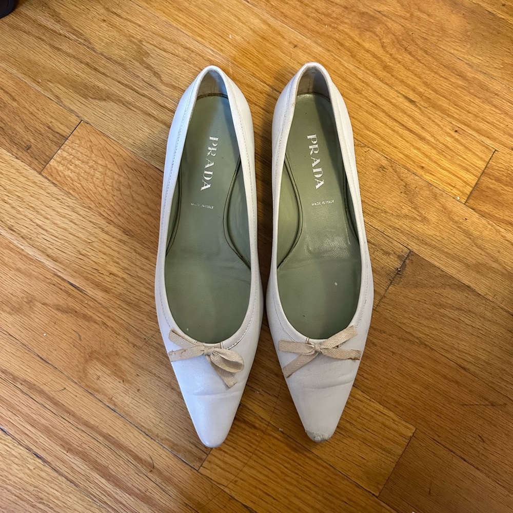 Vintage Prada bow ballet flats